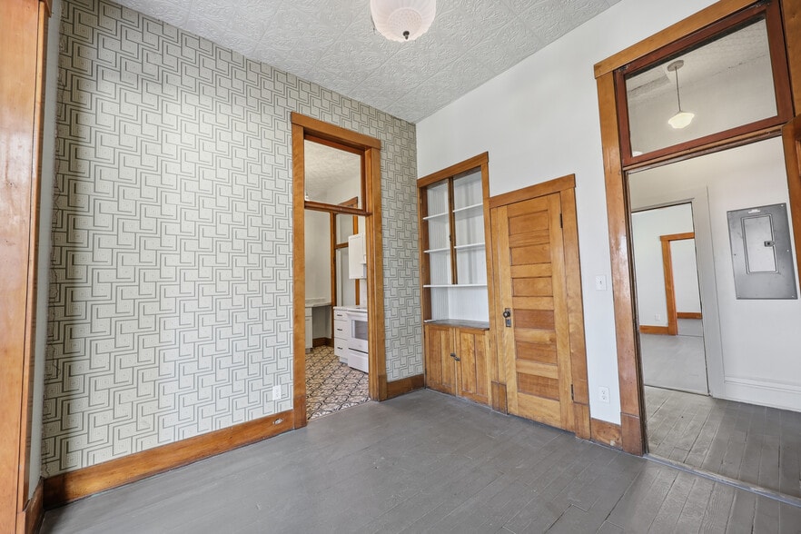 Dining Room - 217 N Sibley Ave