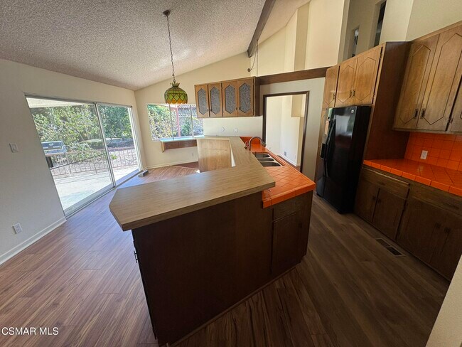 Building Photo - 381 Laguna Terrace