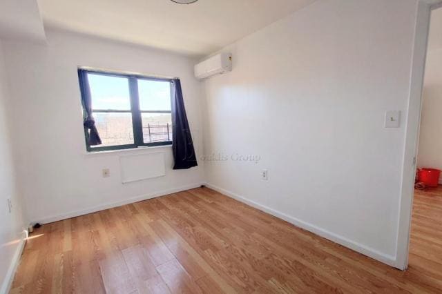 Building Photo - 1 bedroom in ASTORIA NY 11106