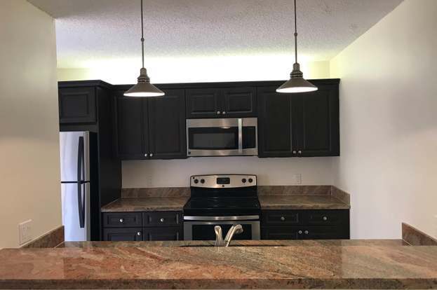 Building Photo - 233 Charter Way