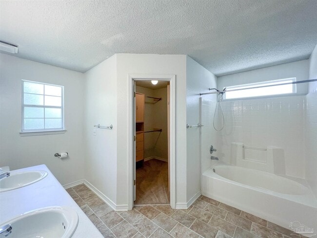 Building Photo - 1297 Middlebrook Dr