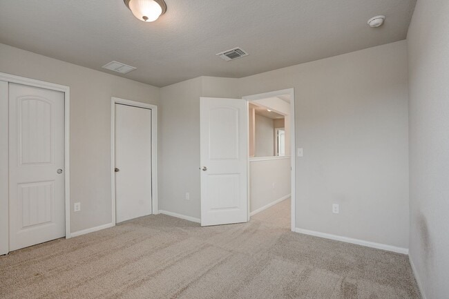Building Photo - 10602 Tildon Ave