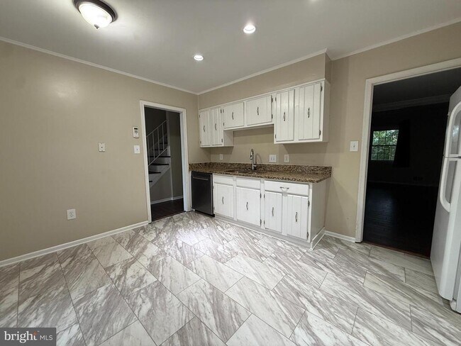 Building Photo - 12707 Harborview Ct