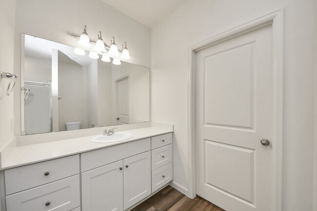 Building Photo - 1809 Capri Rdg Dr