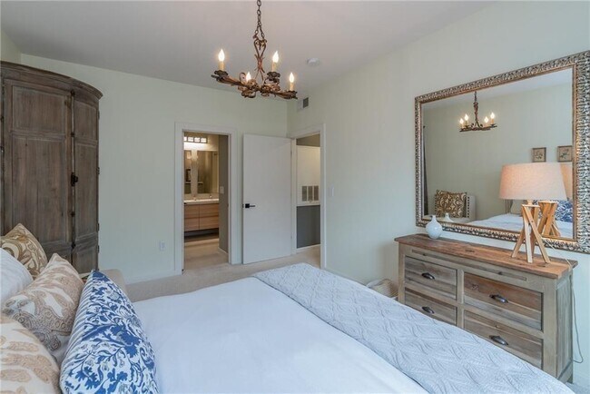 Building Photo - 1201 Grove Blvd