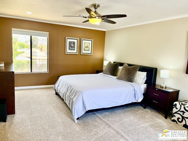 Building Photo - 2441 S Birdie Way