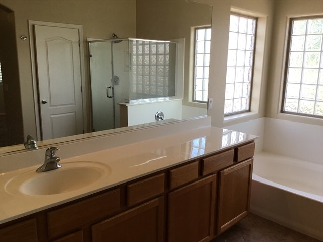 Building Photo - 6208 S 52nd Dr