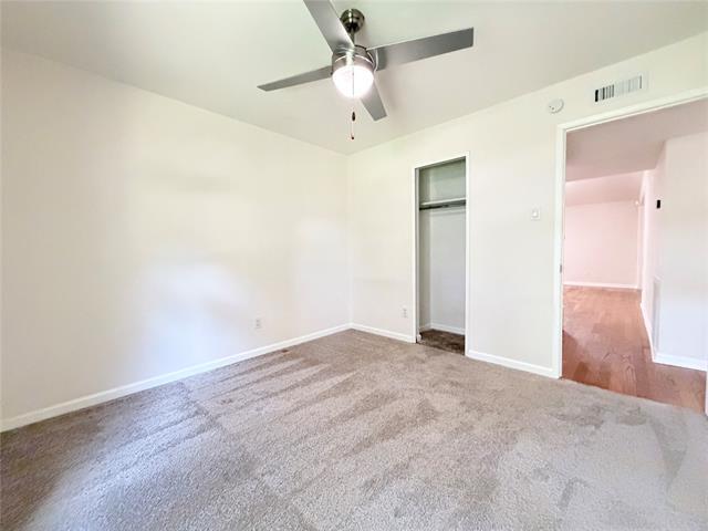 Building Photo - 407 Ivy Way