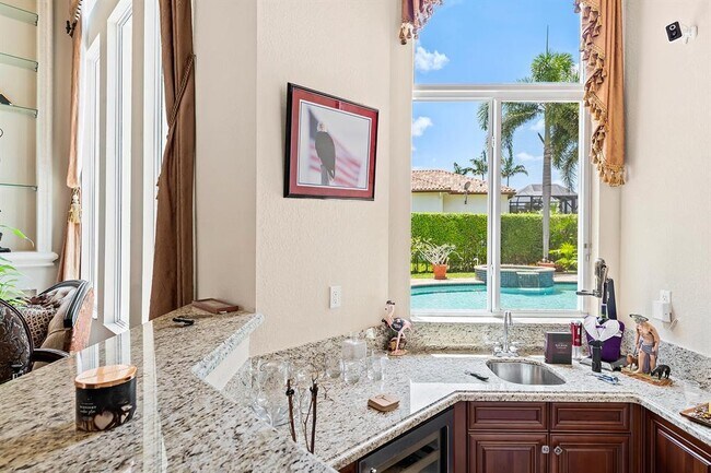 Building Photo - 3201 E Stonebrook Cir