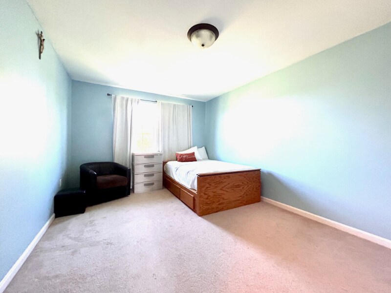 Building Photo - 48 Skyview Cir