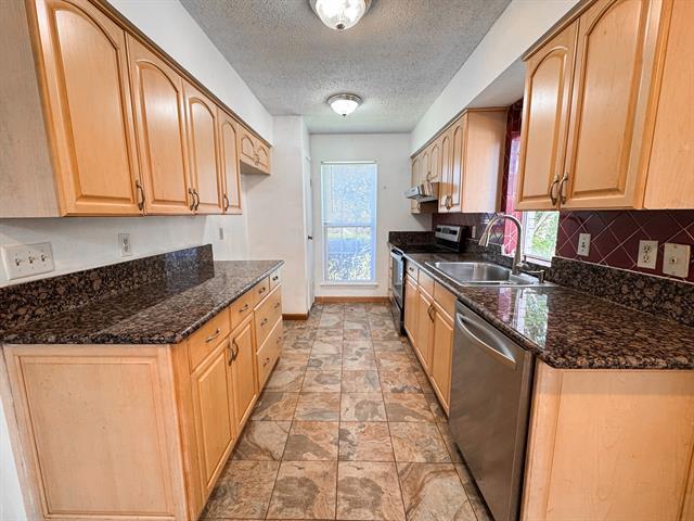 Building Photo - 1804 Serenade Ln