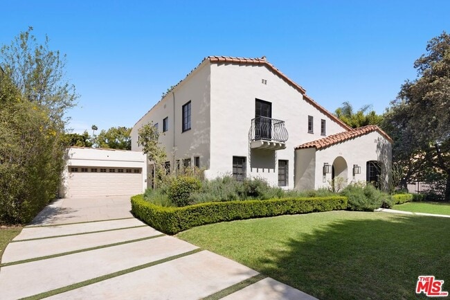 Building Photo - 712 N Rodeo Dr