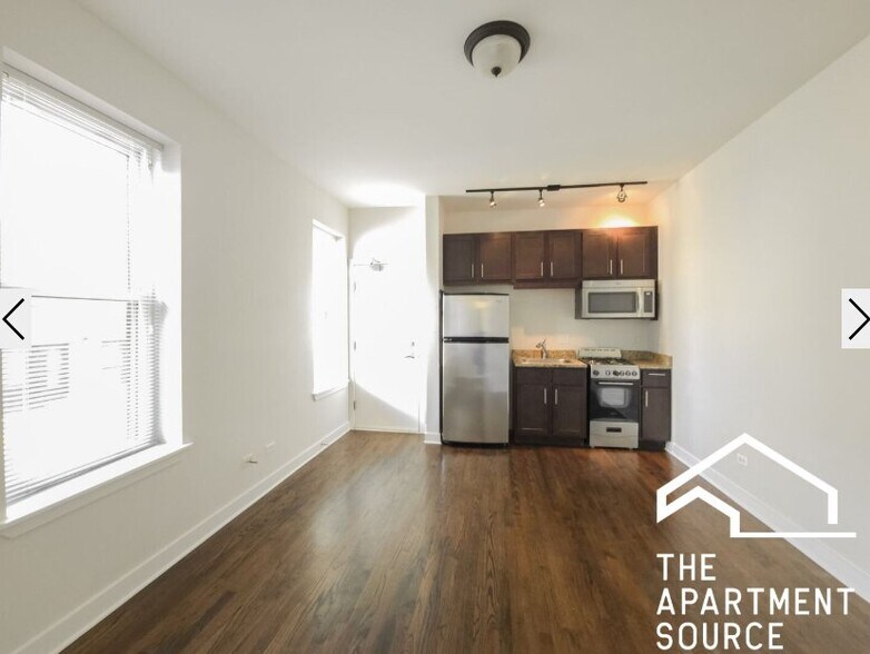 Building Photo - 1912 N Lincoln Ave