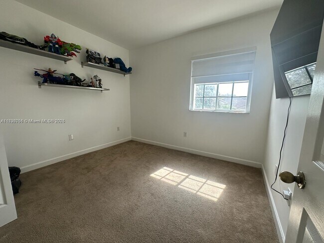 Building Photo - 15549 SW 150th St