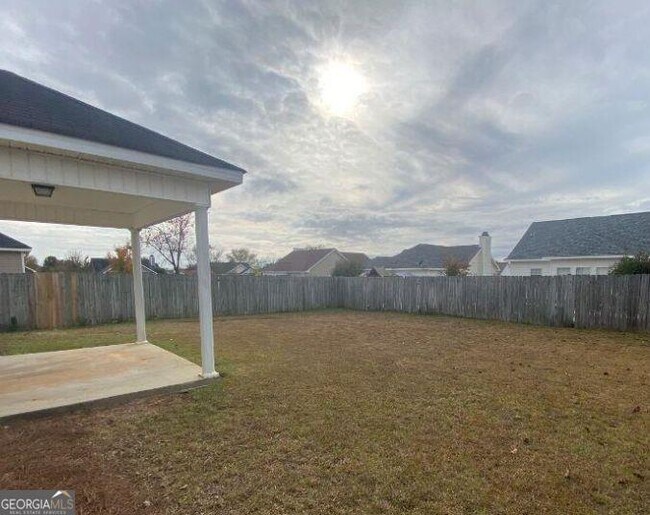 Building Photo - 230 Stirling Bridge Dr