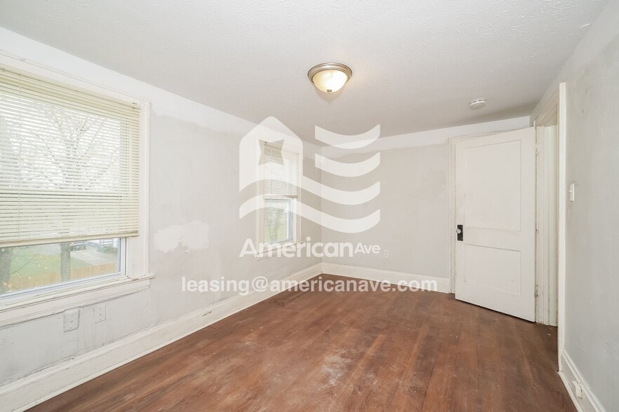 Building Photo - 411 Noah Ave