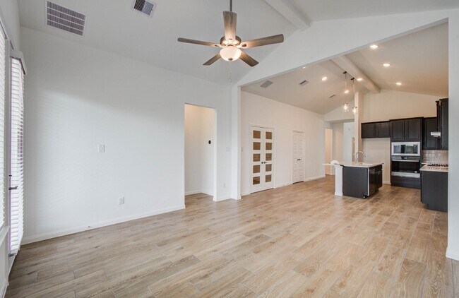 Building Photo - 24811 Harrow Mdw Dr