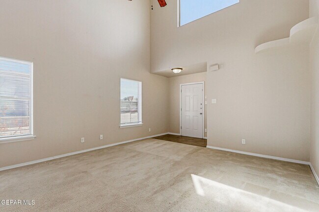 Building Photo - 2300 Glitter Point