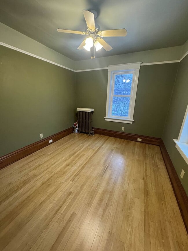 Building Photo - 408 W Douglass Ave