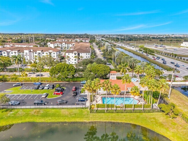 Building Photo - 5415 SW 126th Terrace