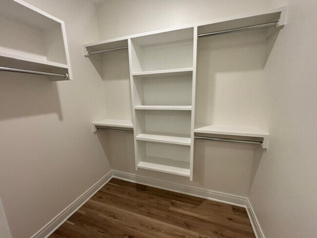 Building Photo - 5309 Rolly -