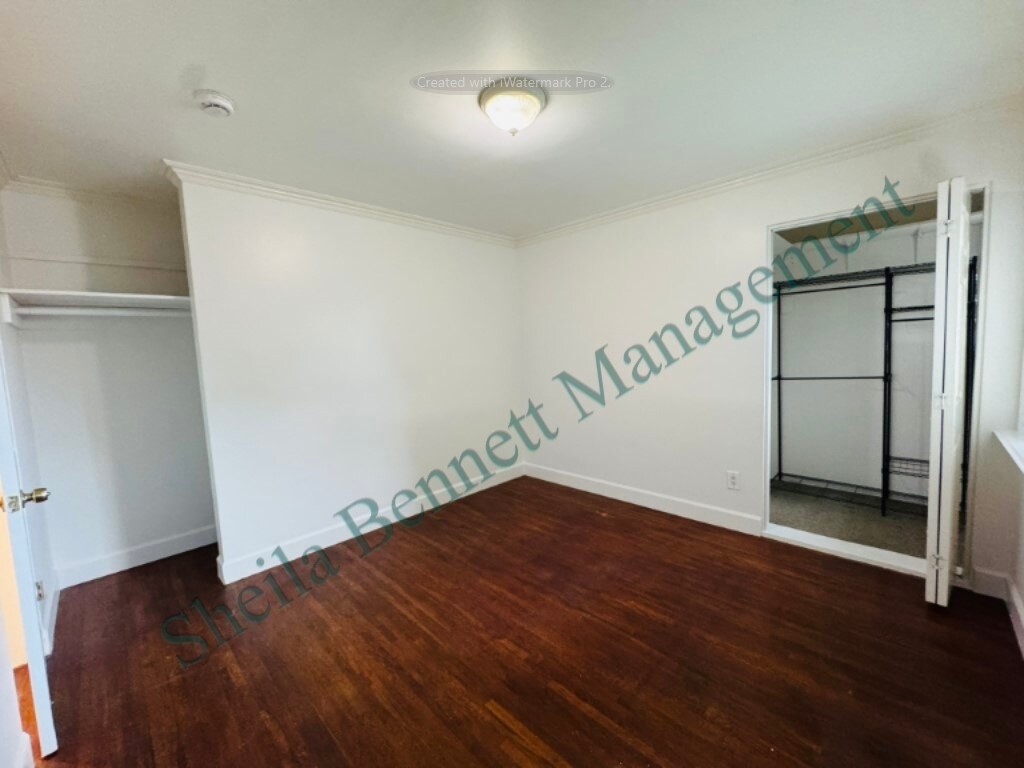 Building Photo - 7371 Hyatt St