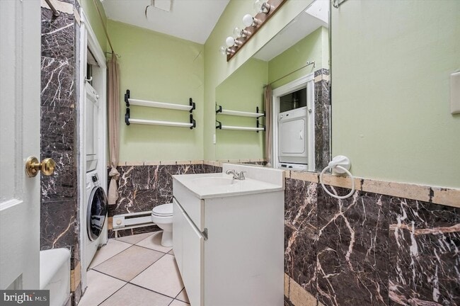 Building Photo - 859 N 21st St