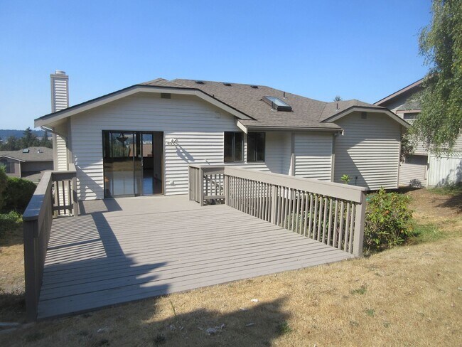 Building Photo - 3bd/2ba Renton Home