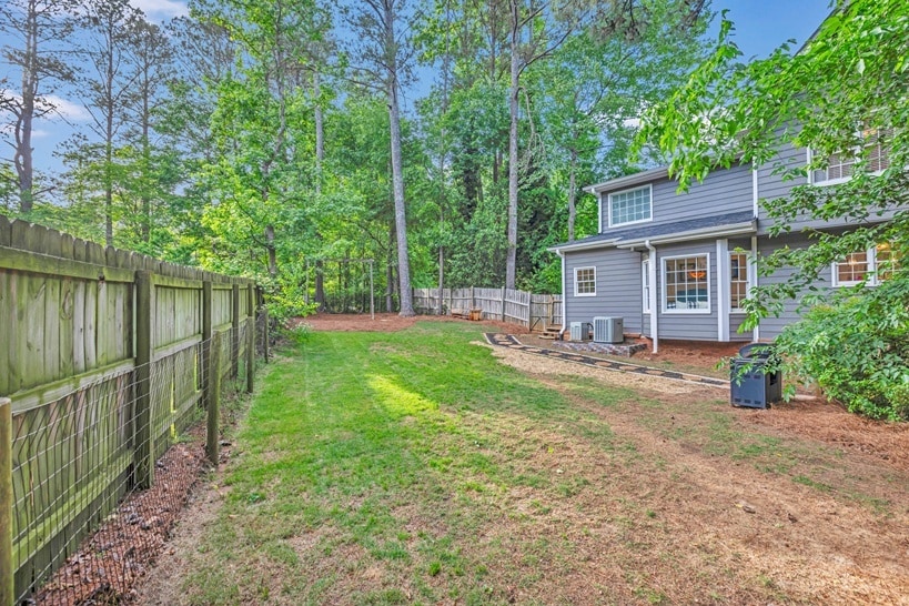 Building Photo - 4250 Edgewater Ct NW