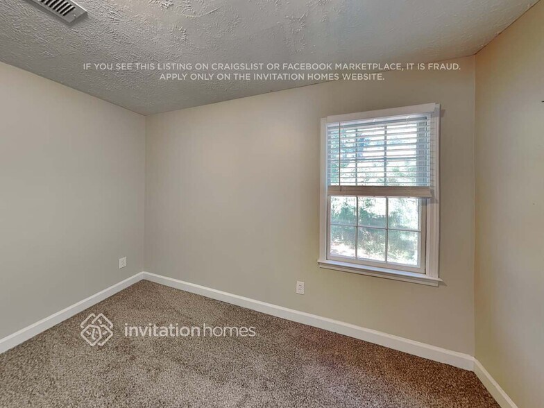 Building Photo - 297 Old Hickory Way