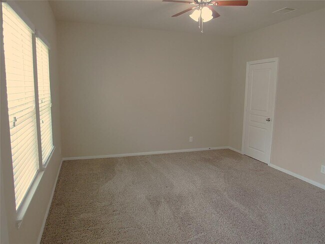 Building Photo - 17222 Hannah Oaks Ln