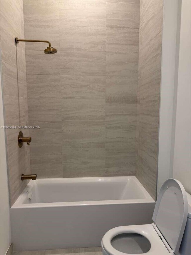 Building Photo - 77 SE 5th St