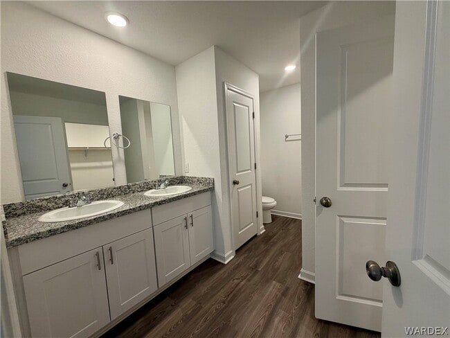 Building Photo - 2388 Tapatio Dr