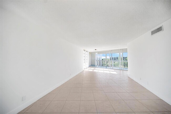 Building Photo - 6921 Environ Blvd