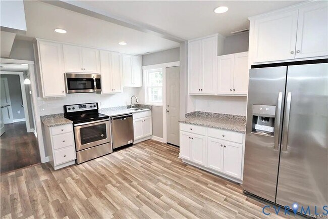 Building Photo - 3701 Moody Ave