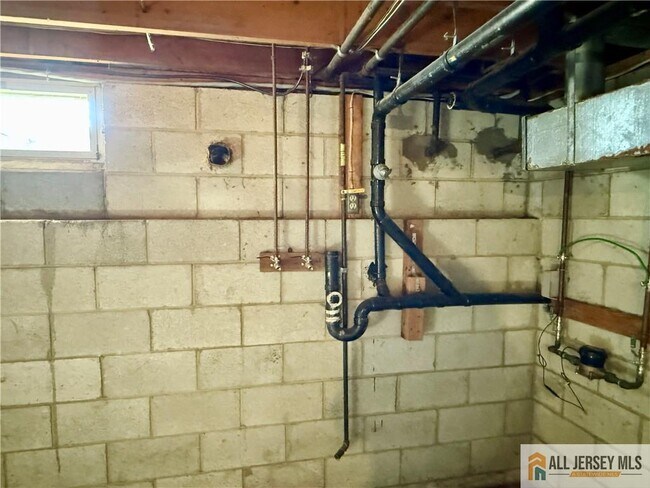 Building Photo - 285 S Lincoln Ave