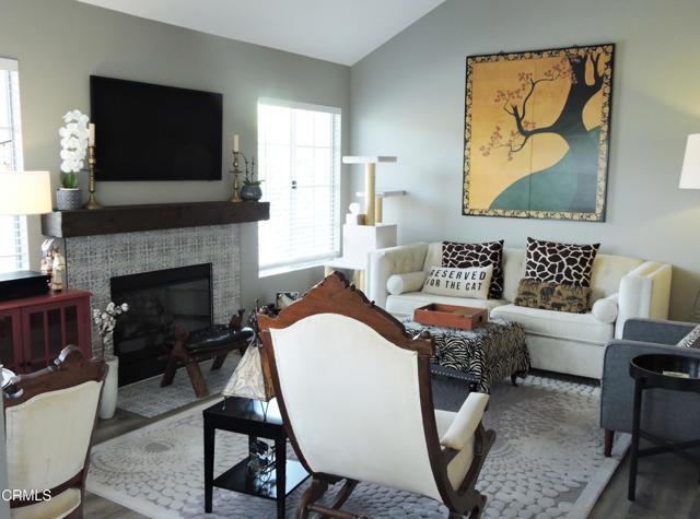 Building Photo - 650 Ivywood Ln