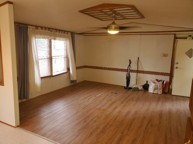 Building Photo - 148 Old Tunnel Rd