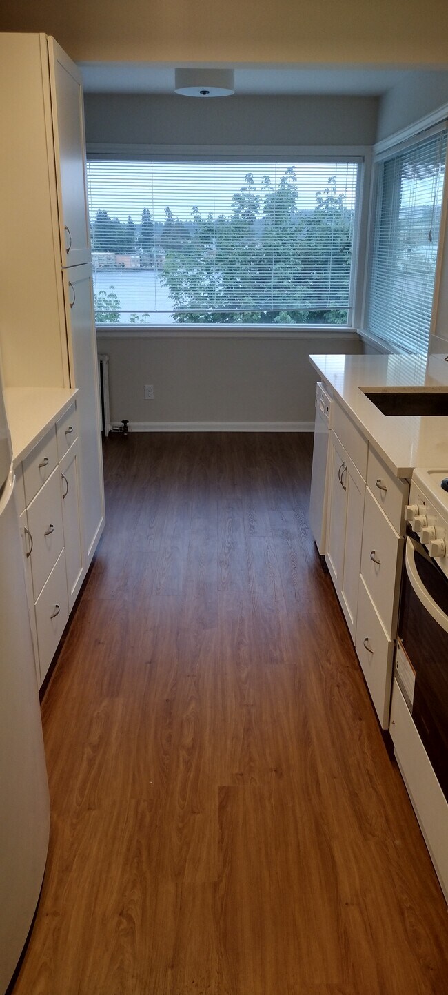 views from everywhere - 632 Washington Ave