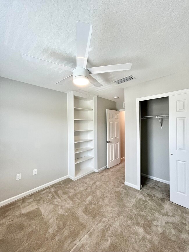 Building Photo - 150 Silver Fern Dr