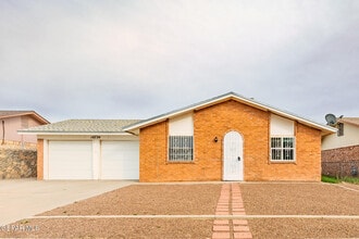 Building Photo - 10724 Onyxstone St