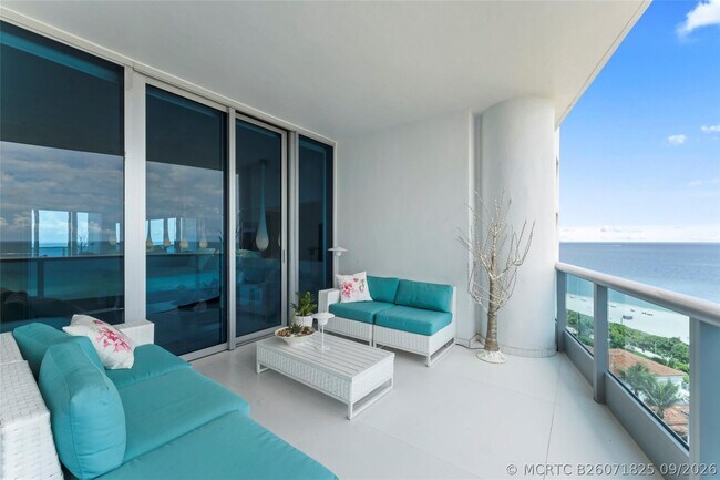 Building Photo - 5959 Collins Ave