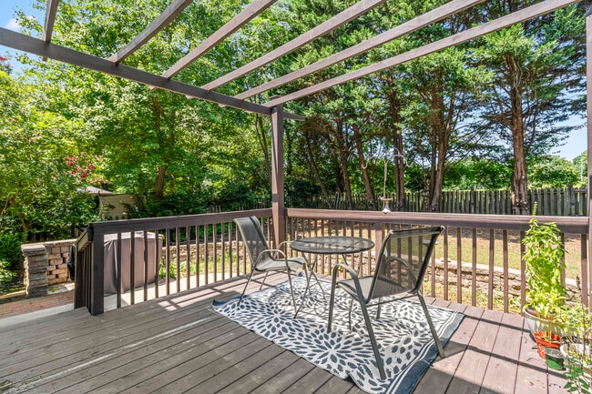 Building Photo - 1108 Brittley Way