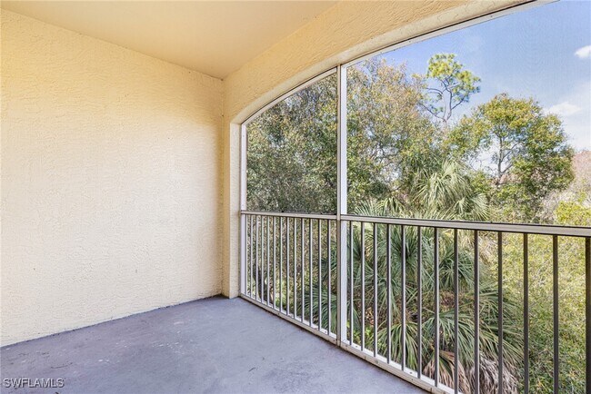 Building Photo - 6321 Aragon Way