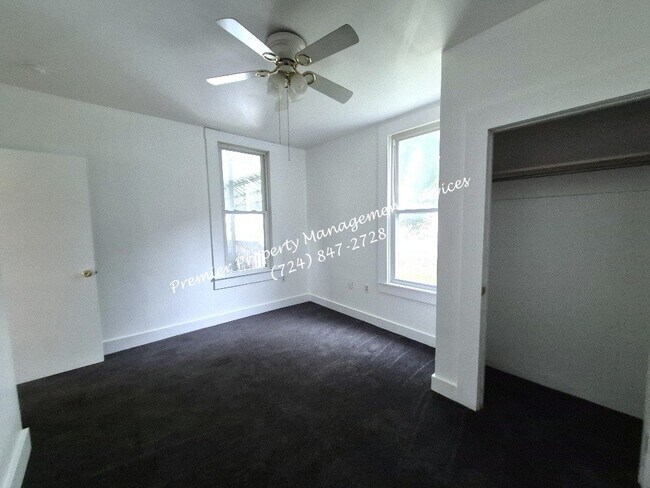 Building Photo - 1317 6th Ave