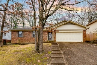 Building Photo - Spacious Home for Rent!