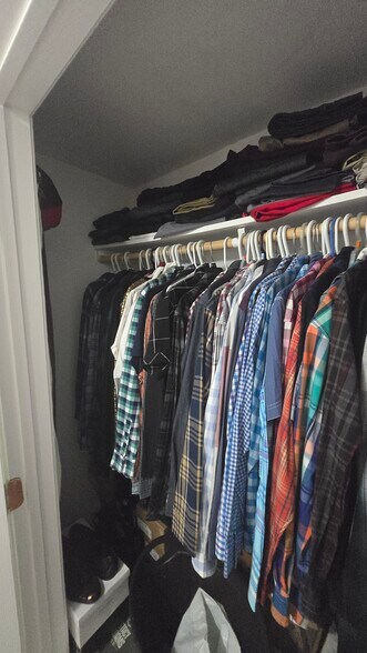 Building Photo - 31 Devereux St