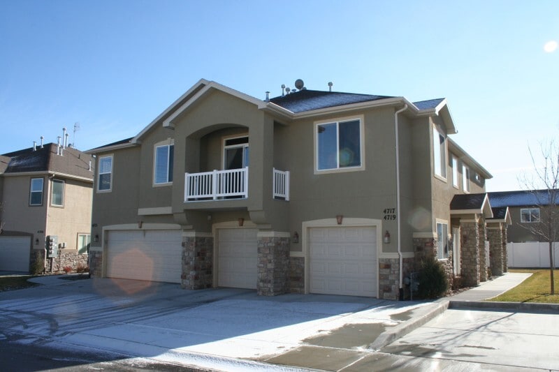 Building Photo - 4719 Wagon Train Dr