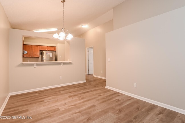 Building Photo - 12595 Ashmore Green Dr N
