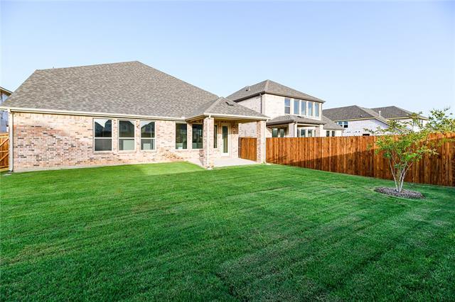 Building Photo - 2121 Sumard Dr